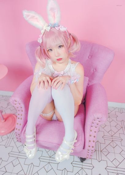 亚洲免费一区_十万网红美女美酱