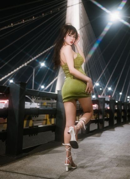 黄色激情小说网_720在线手机播放
